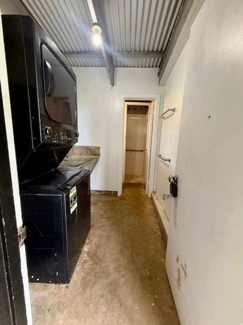 Honokaa House: 45-3219 Mamane St.
