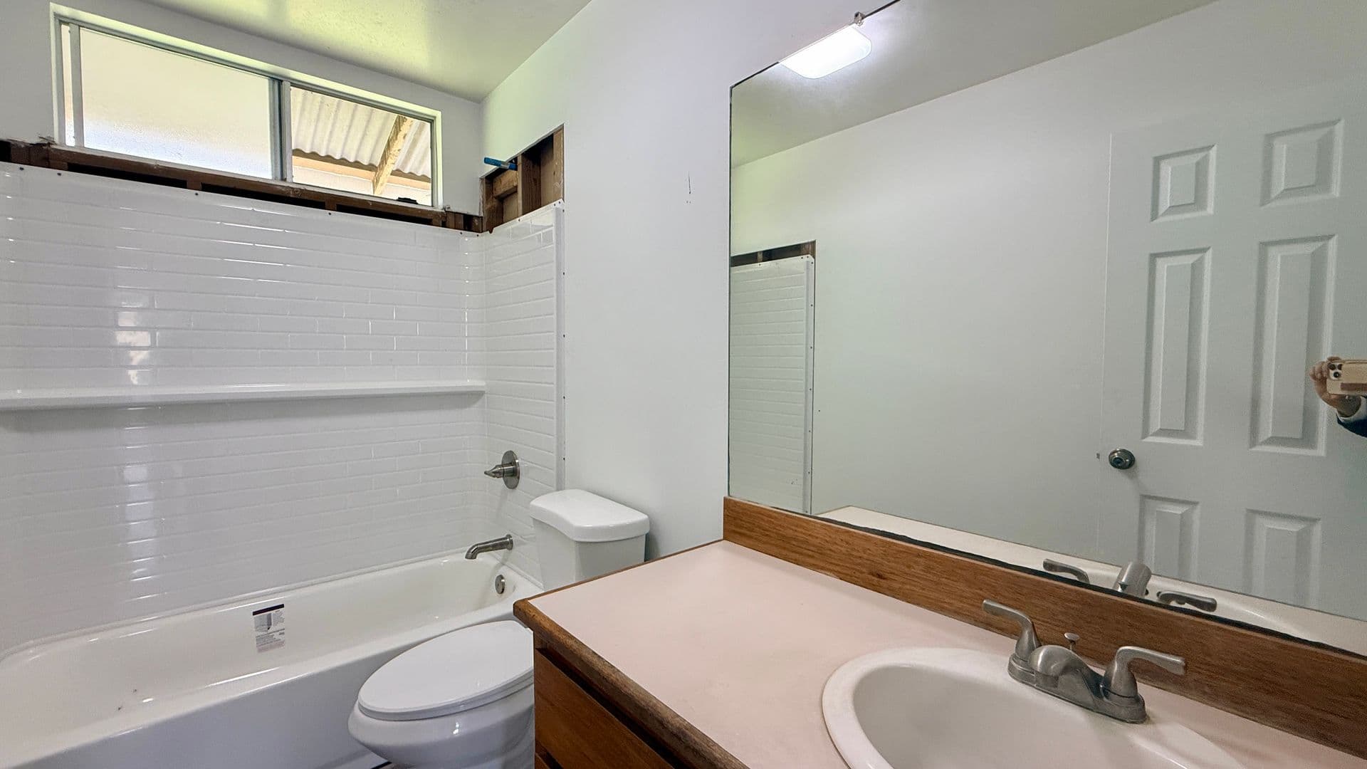 Hilo House: 199 Kehaulani St.