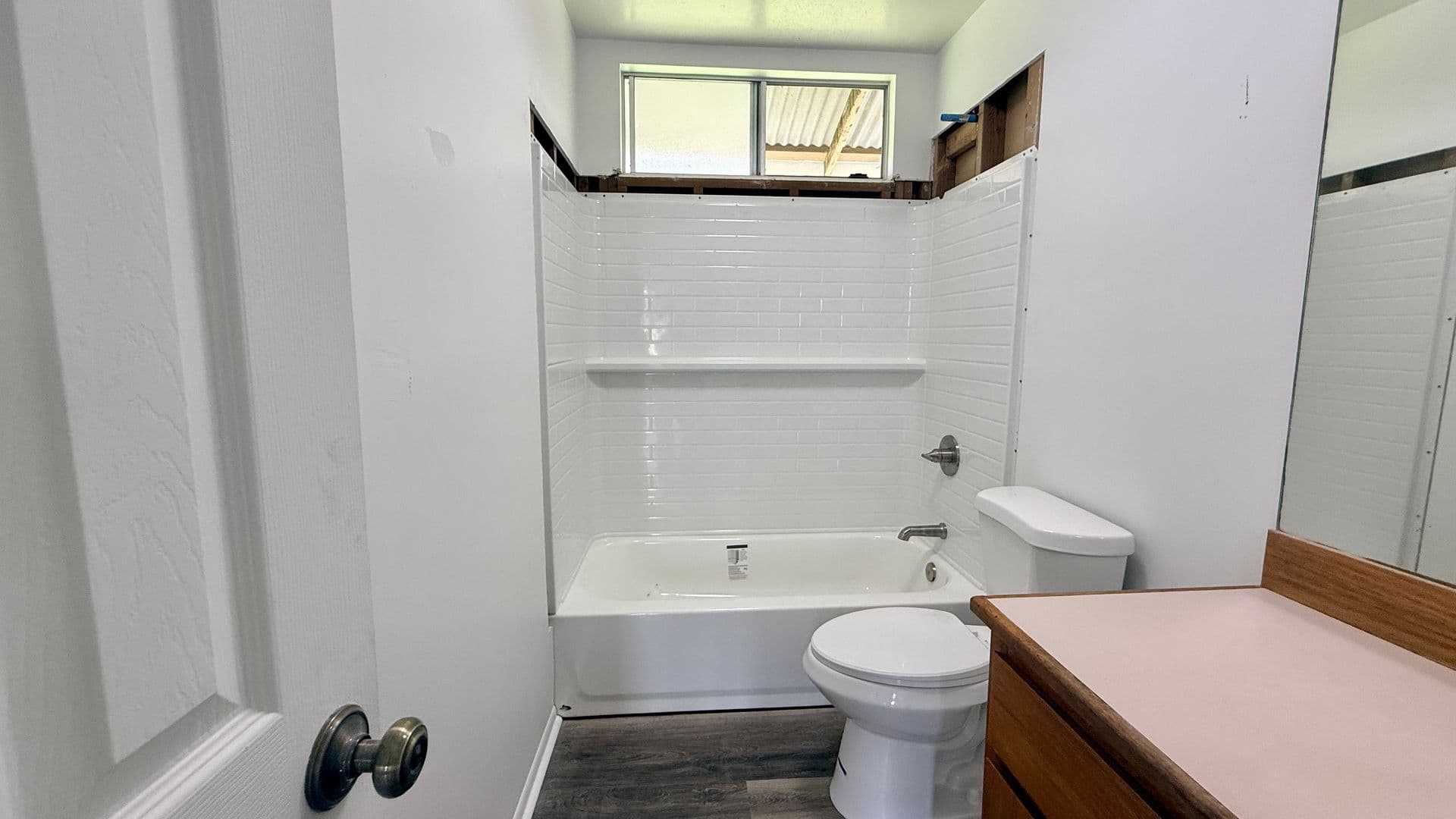 Hilo House: 199 Kehaulani St.