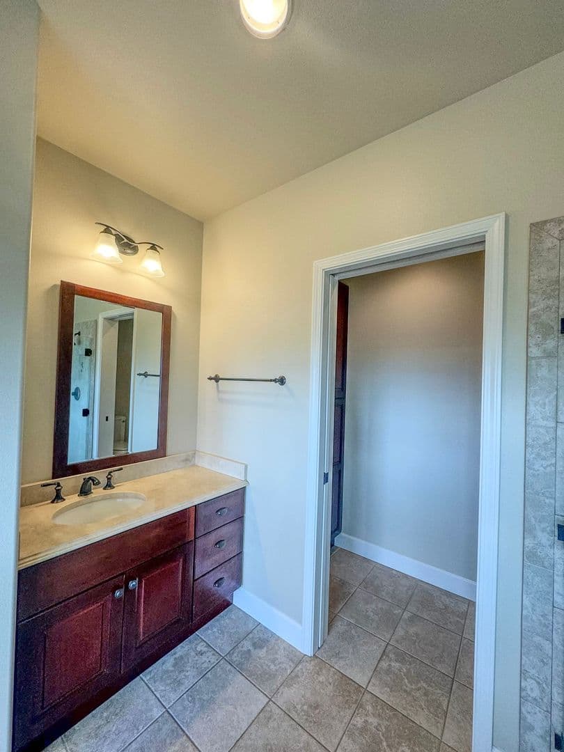 Wailuku Townhome: 25 Kokea Street