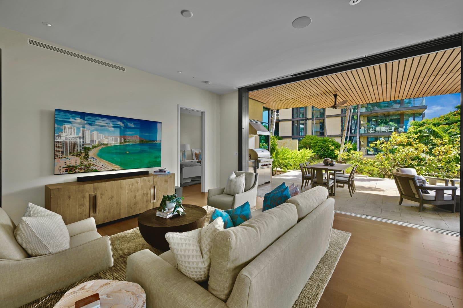 Honolulu House: 1388 Ala Moana Blvd Apt 3300