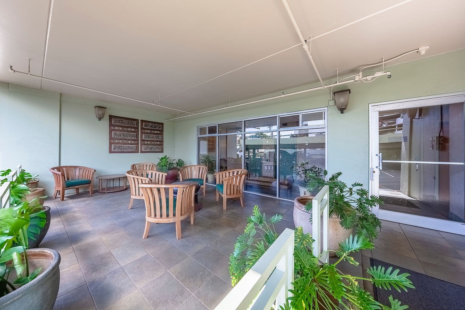 Honolulu Condo: 2522 Date Street