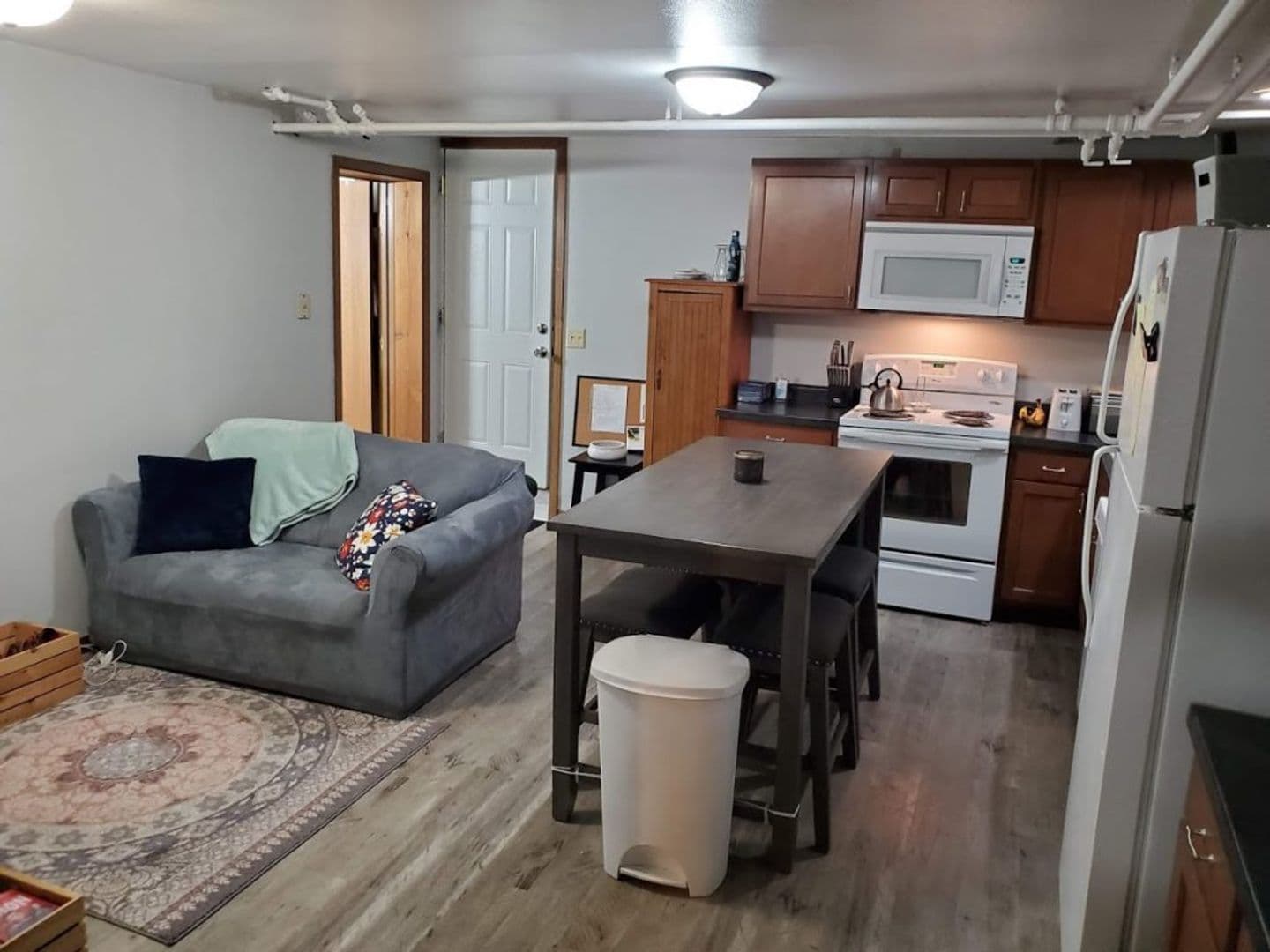 Iowa City Apartment: 701 N Gilbert