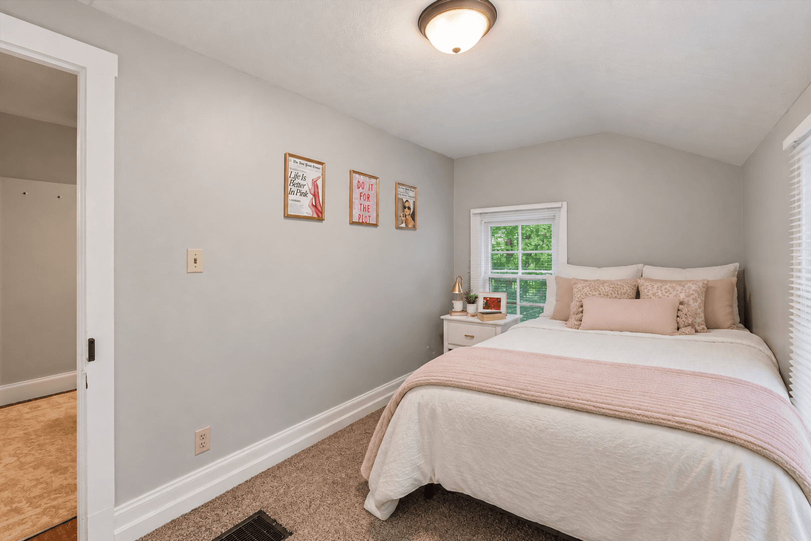 Iowa City House: 528 S Governor