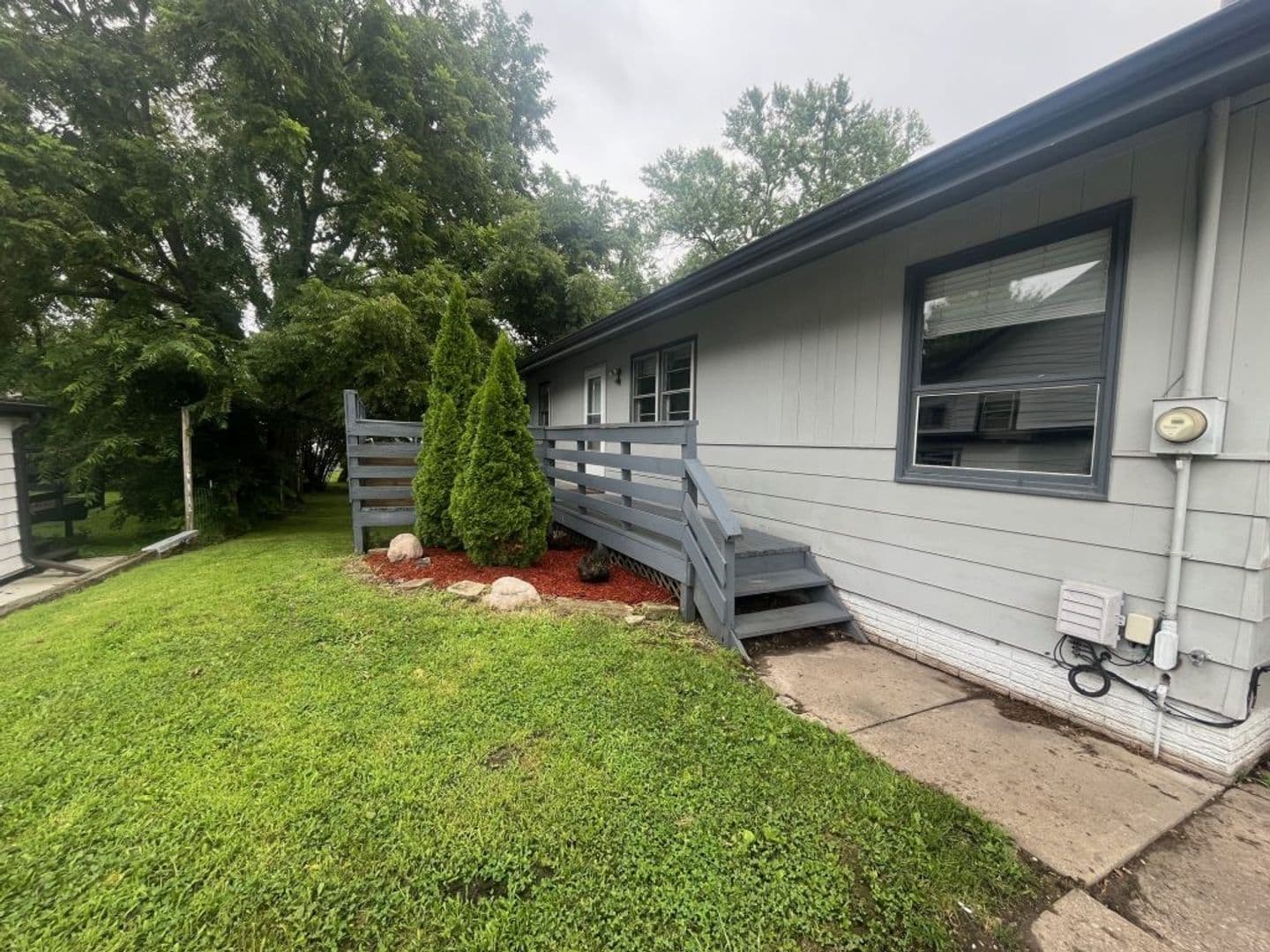 Iowa City House: 940 Miller Ave