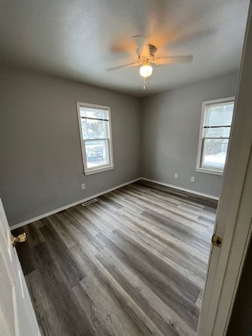 Iowa City House: 402 W Benton