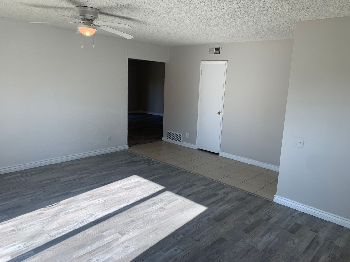 West Hills House: 24214 Hamlin St.