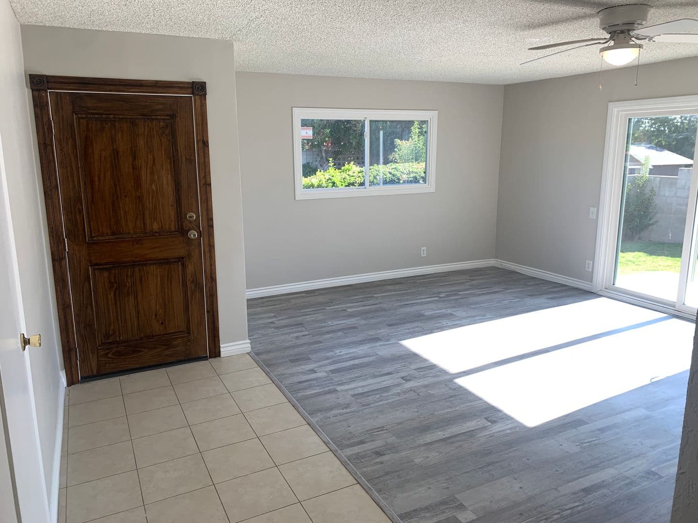 West Hills House: 24214 Hamlin St.