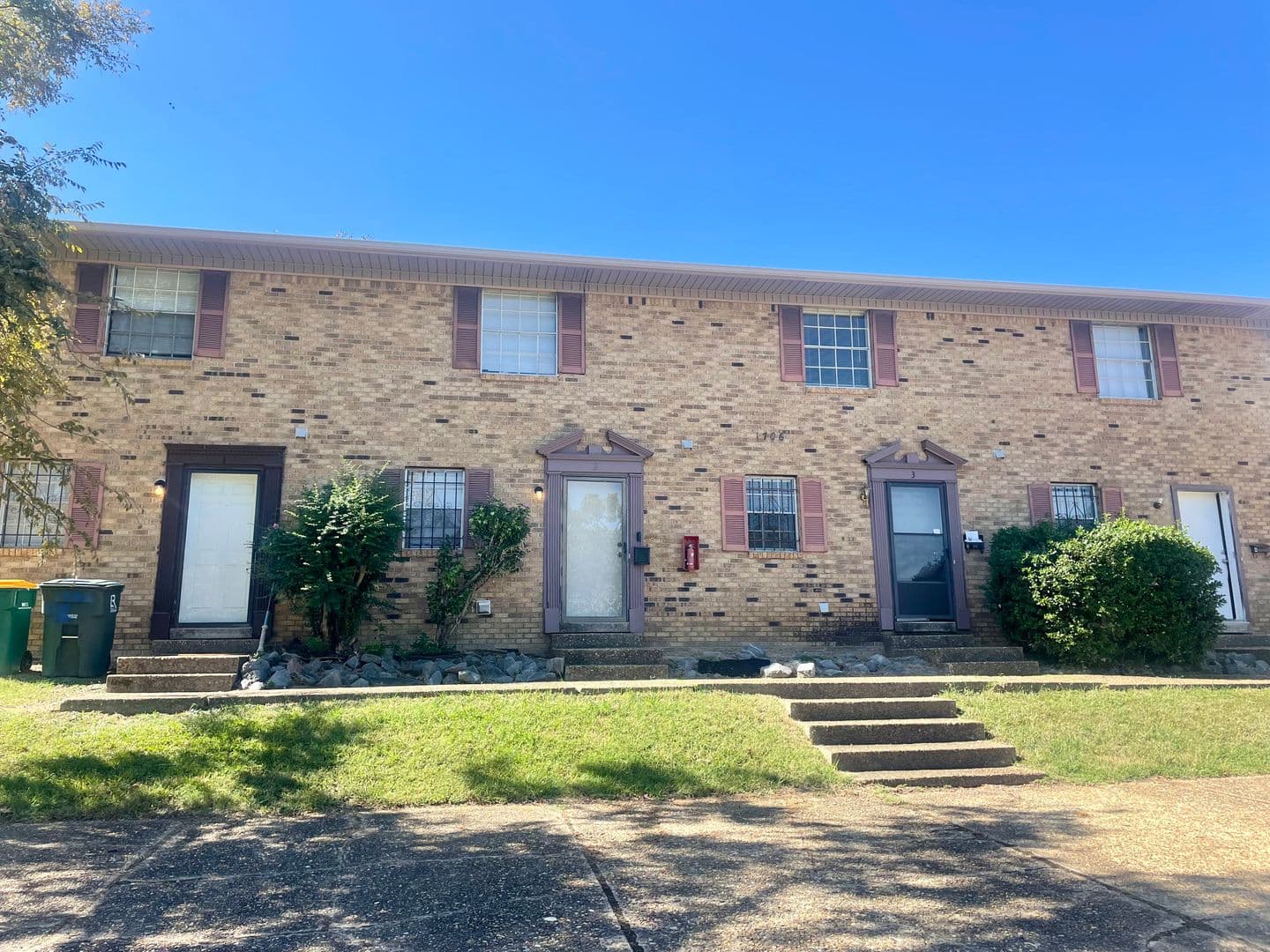 Little Rock Apartment: 1706 Sanford Dr
