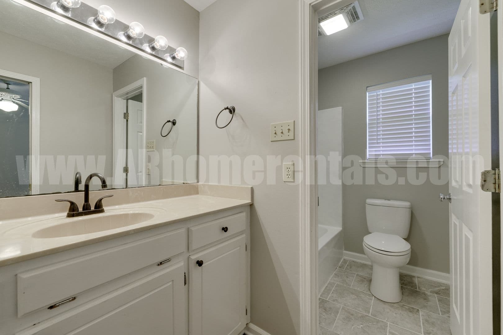 Conway House: 2765 Archer Lane
