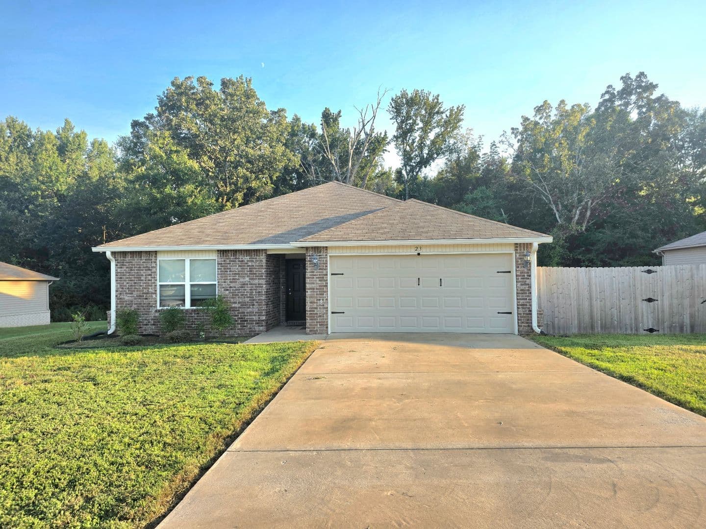 Austin House: 23 Dunnaway Drive