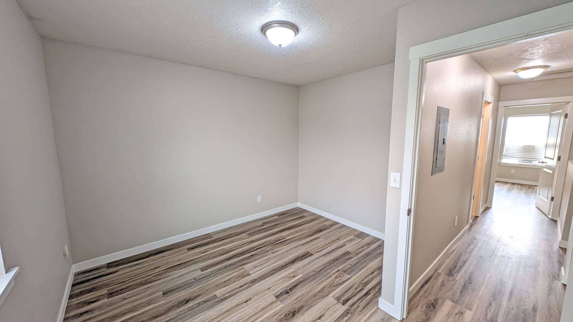 Forest Grove House: 2825 Pacific Ave #I