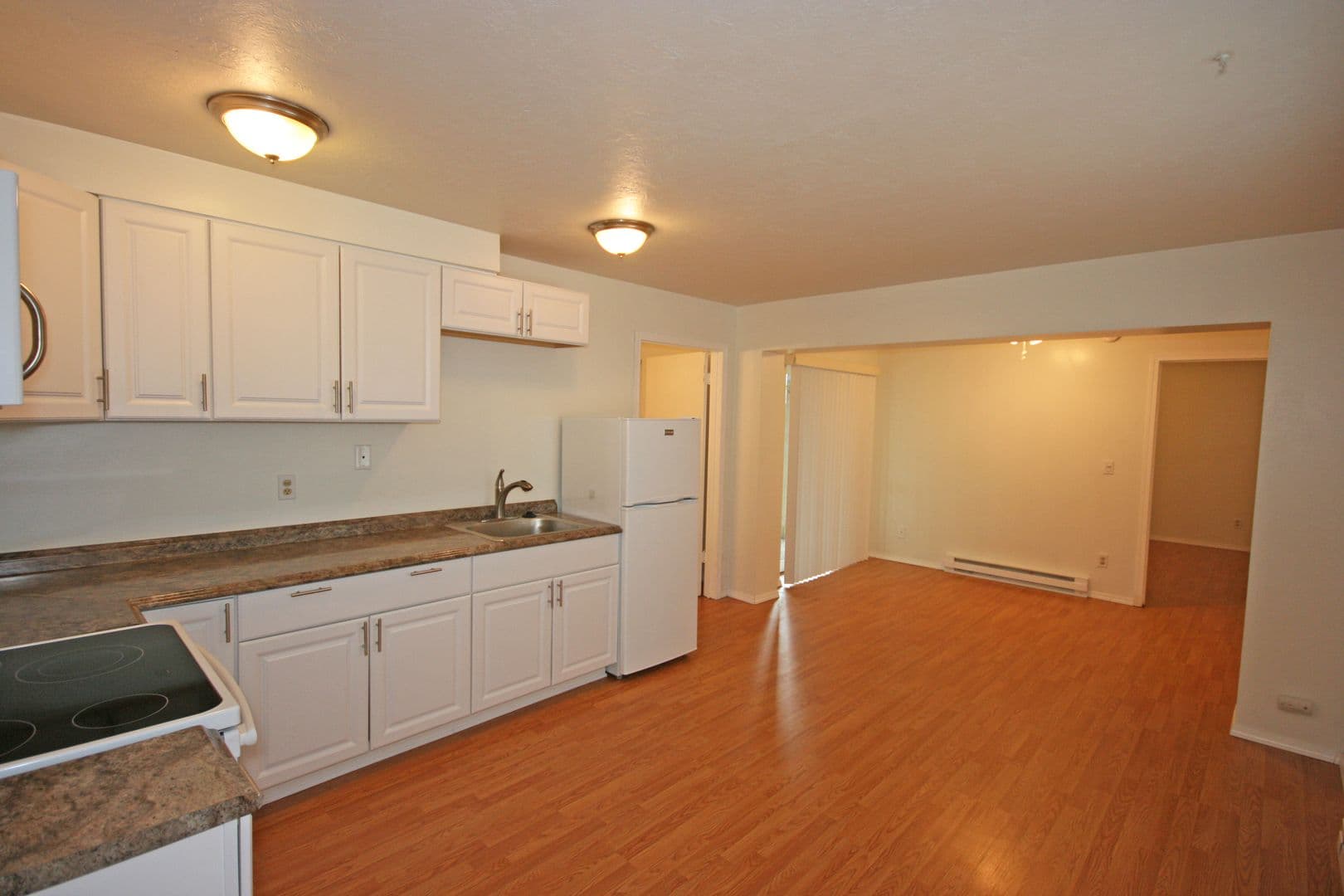 Hillsboro Apartment: 453 SE Baseline St.