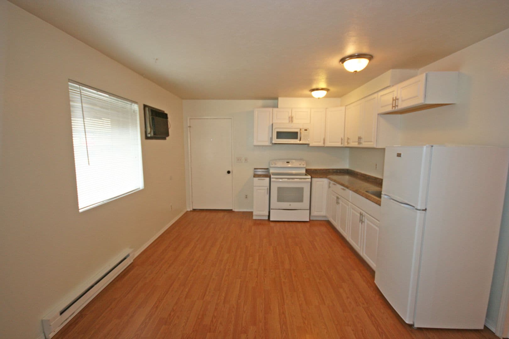 Hillsboro Apartment: 453 SE Baseline St.