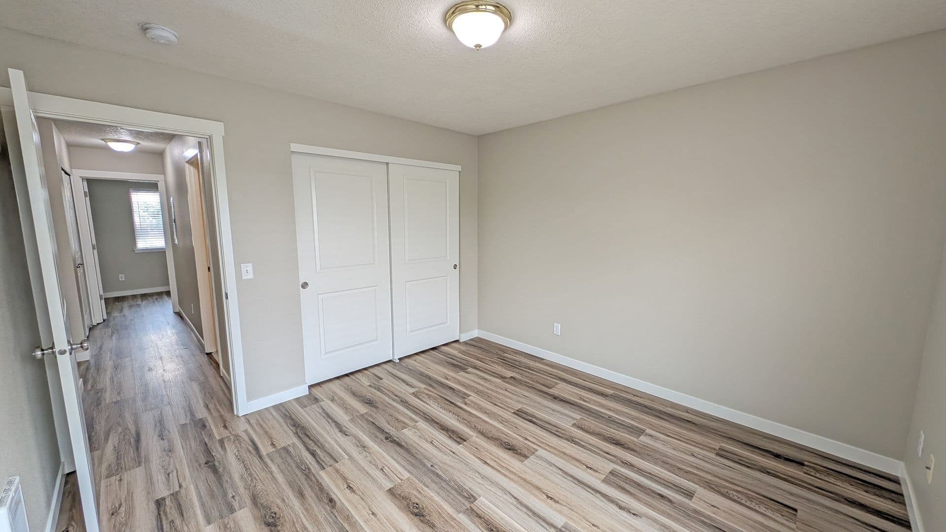 Forest Grove House: 2825 Pacific Ave #I