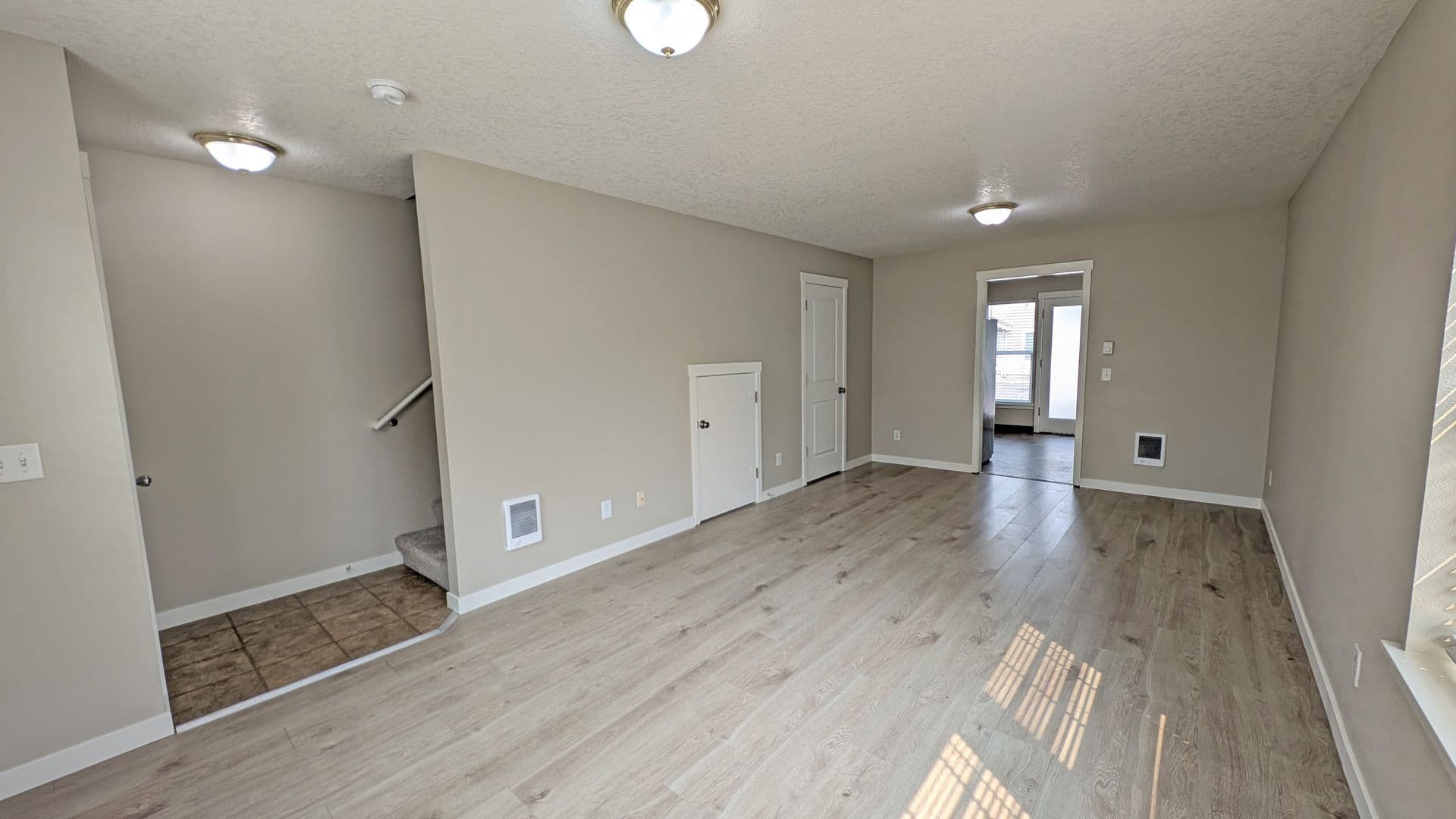 Forest Grove House: 2825 Pacific Ave #I