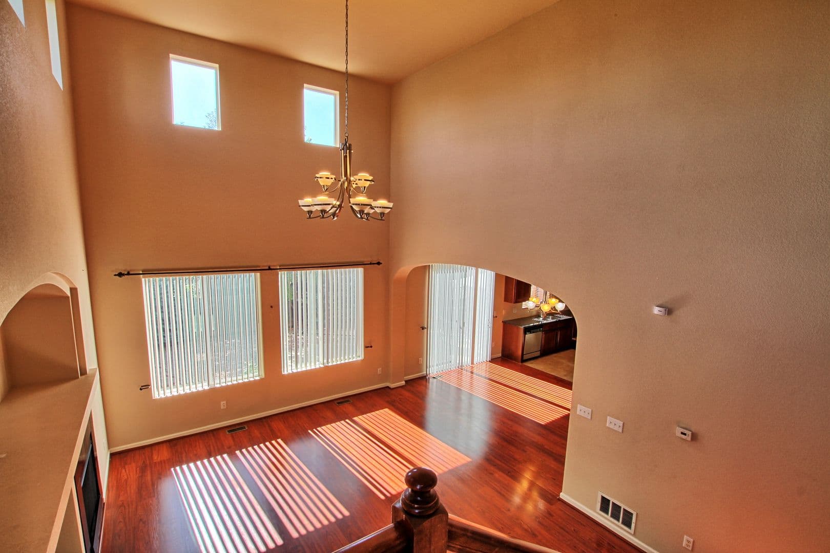 Englewood House: 7804 S Jasper Way