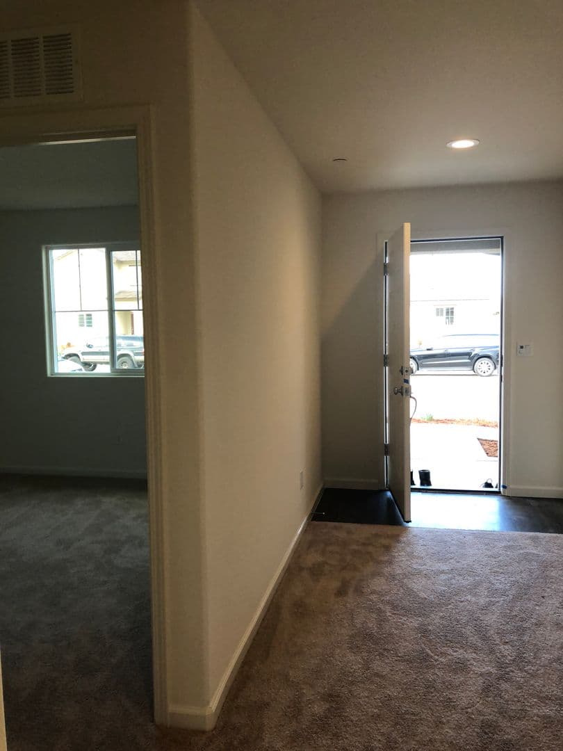 Plumas Lake House: 1360 Meadow Ranch St
