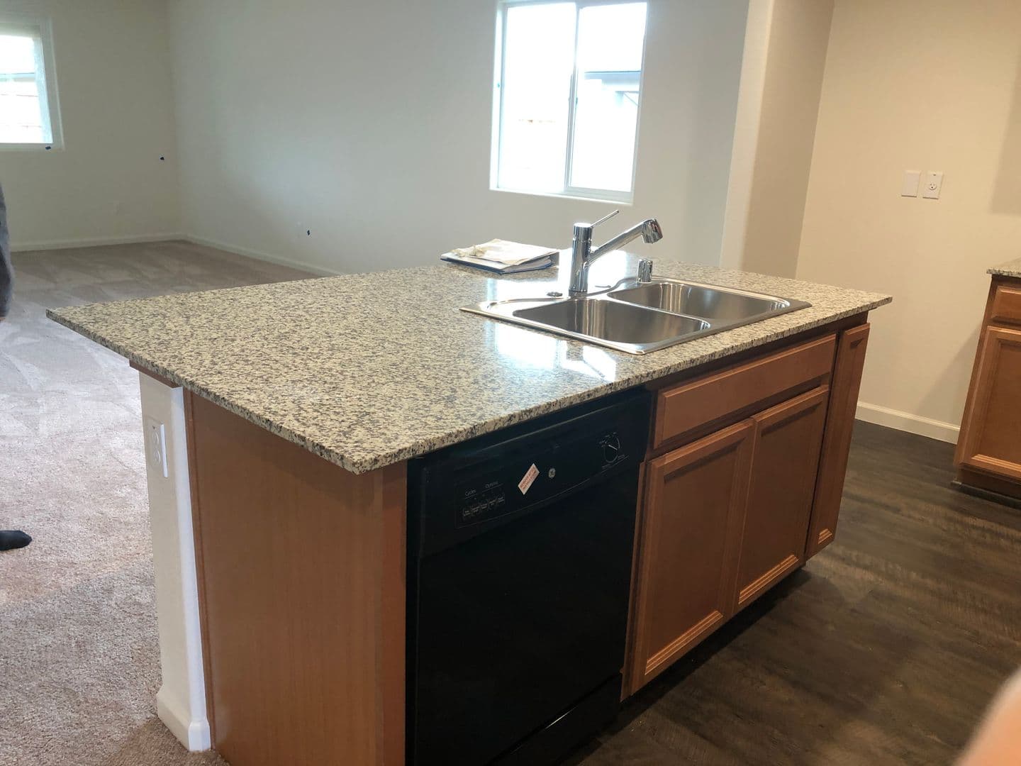 Plumas Lake House: 1360 Meadow Ranch St