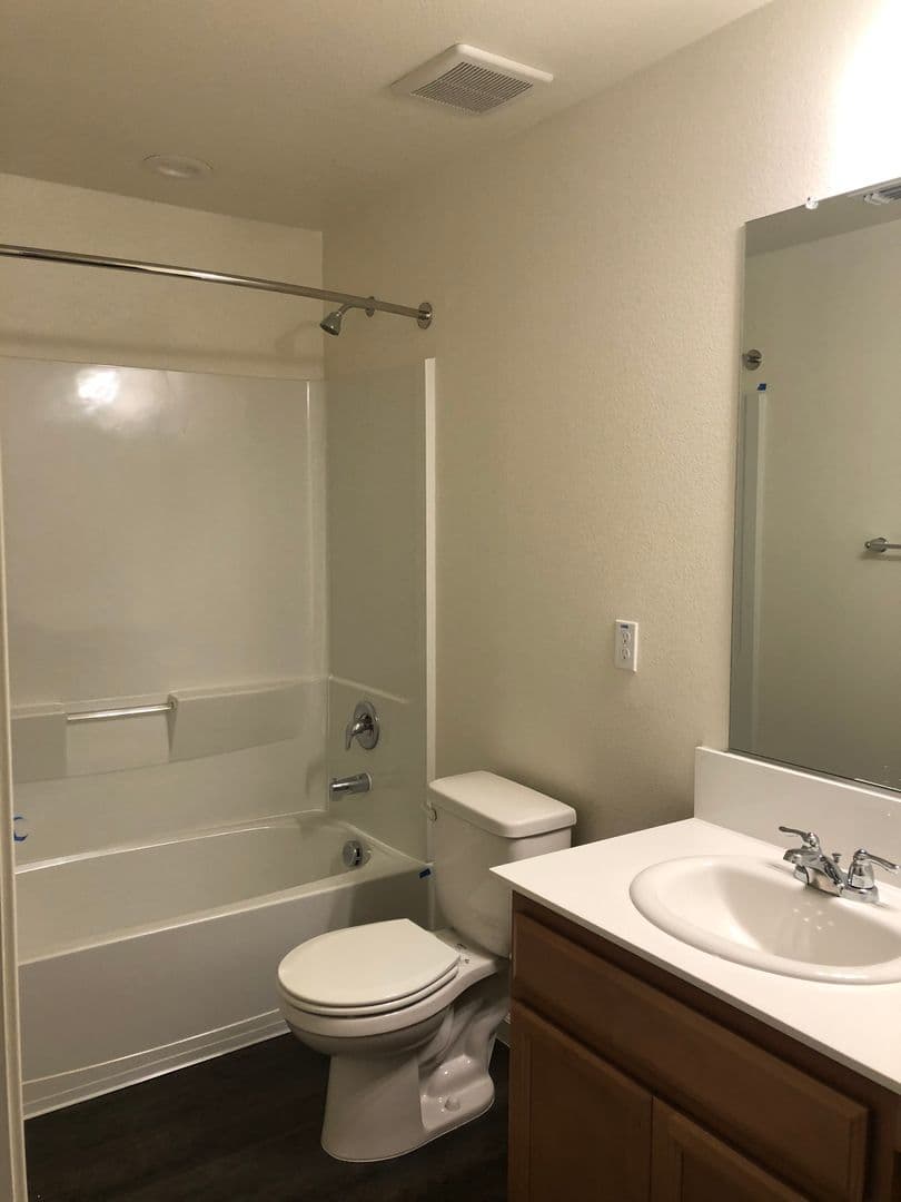 Plumas Lake House: 1360 Meadow Ranch St