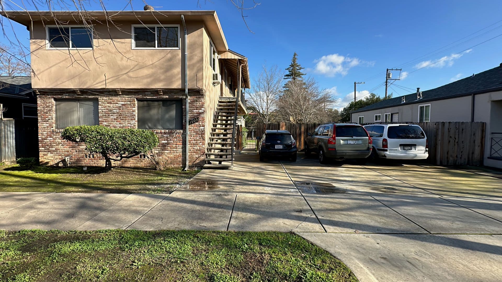 Sacramento Apartment: 1905 23rd St