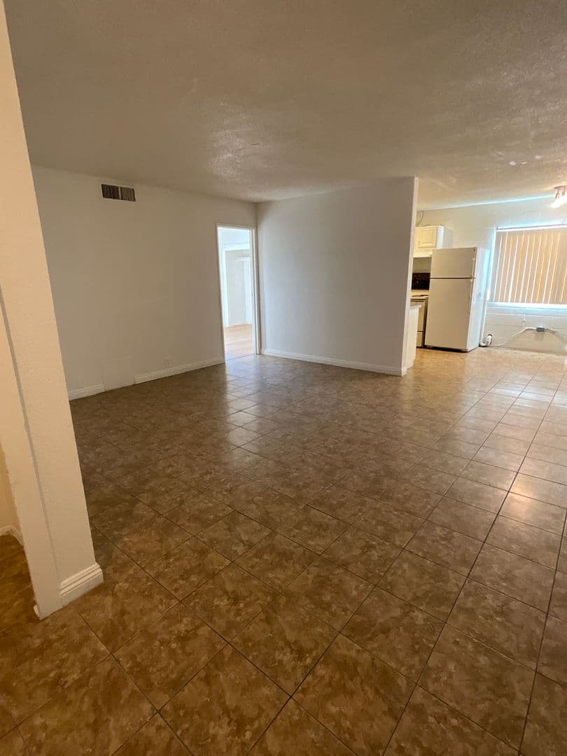 Las Vegas Apartment: 3791 Daisy St