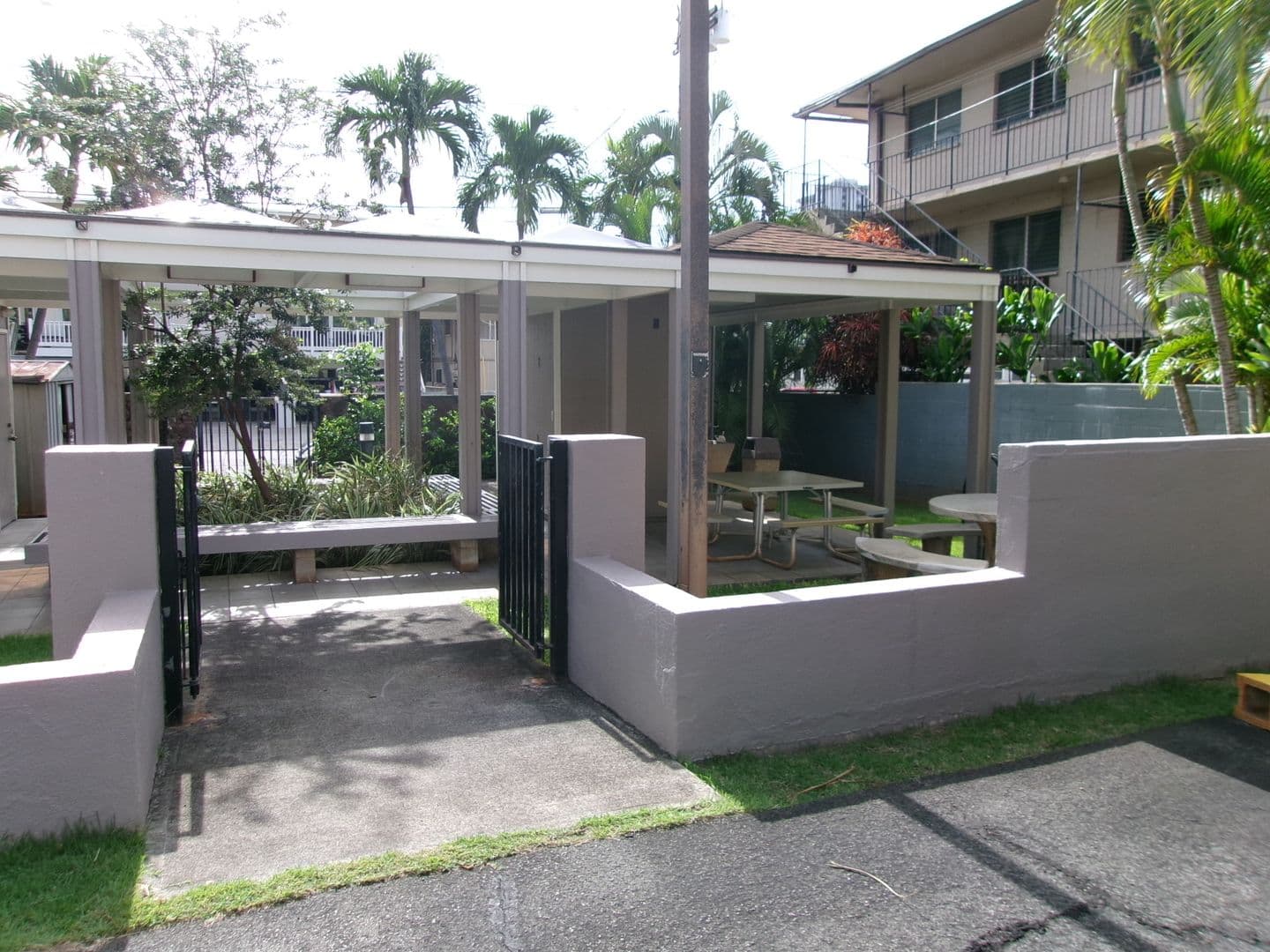 Honolulu House: 1820  Waiola St. #505