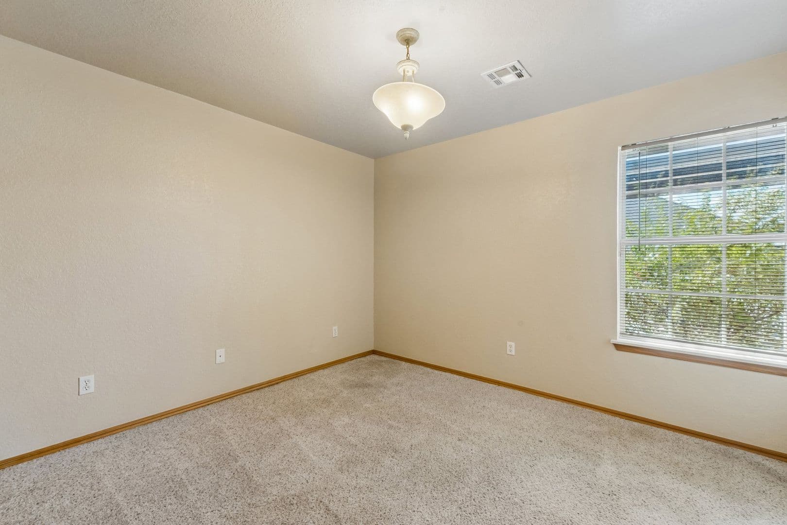 Choctaw House: 15069 Scottsdale Ln