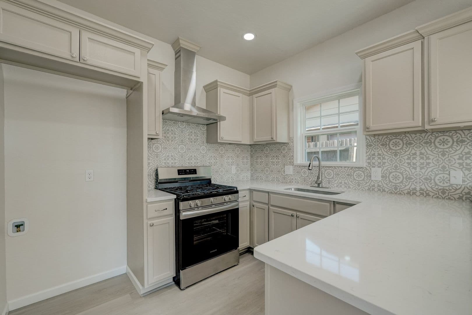 Oklahoma City House: 11601 Matthews Ave