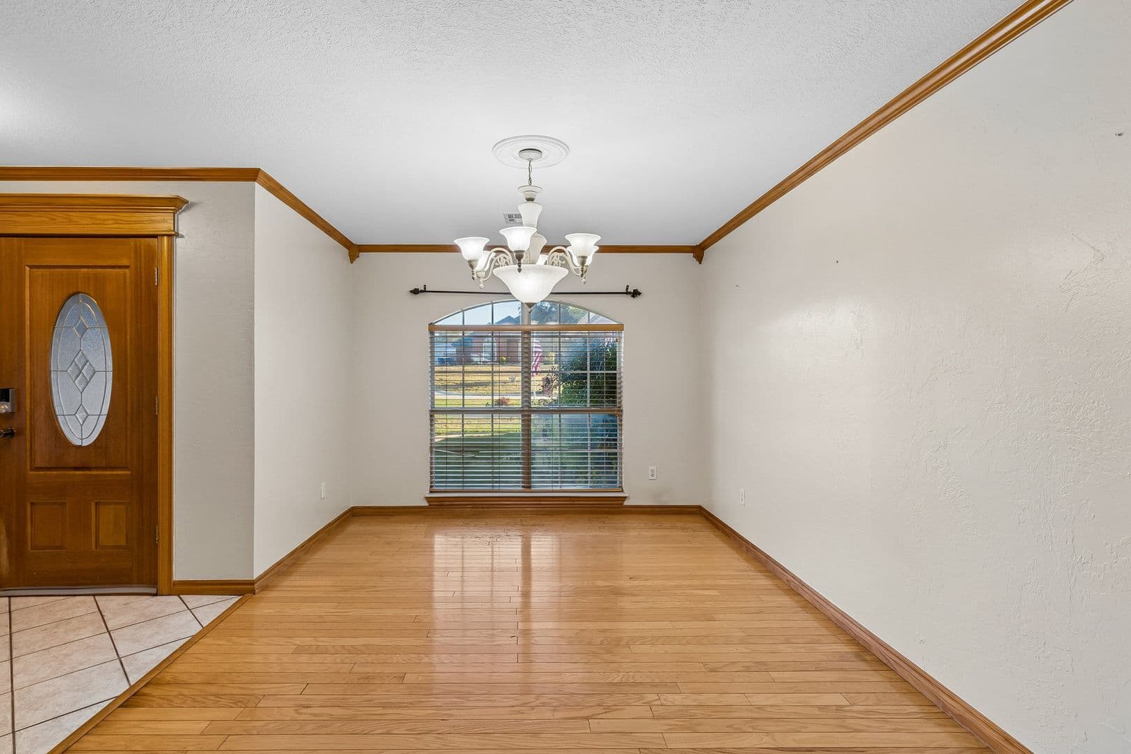 Choctaw House: 15069 Scottsdale Ln