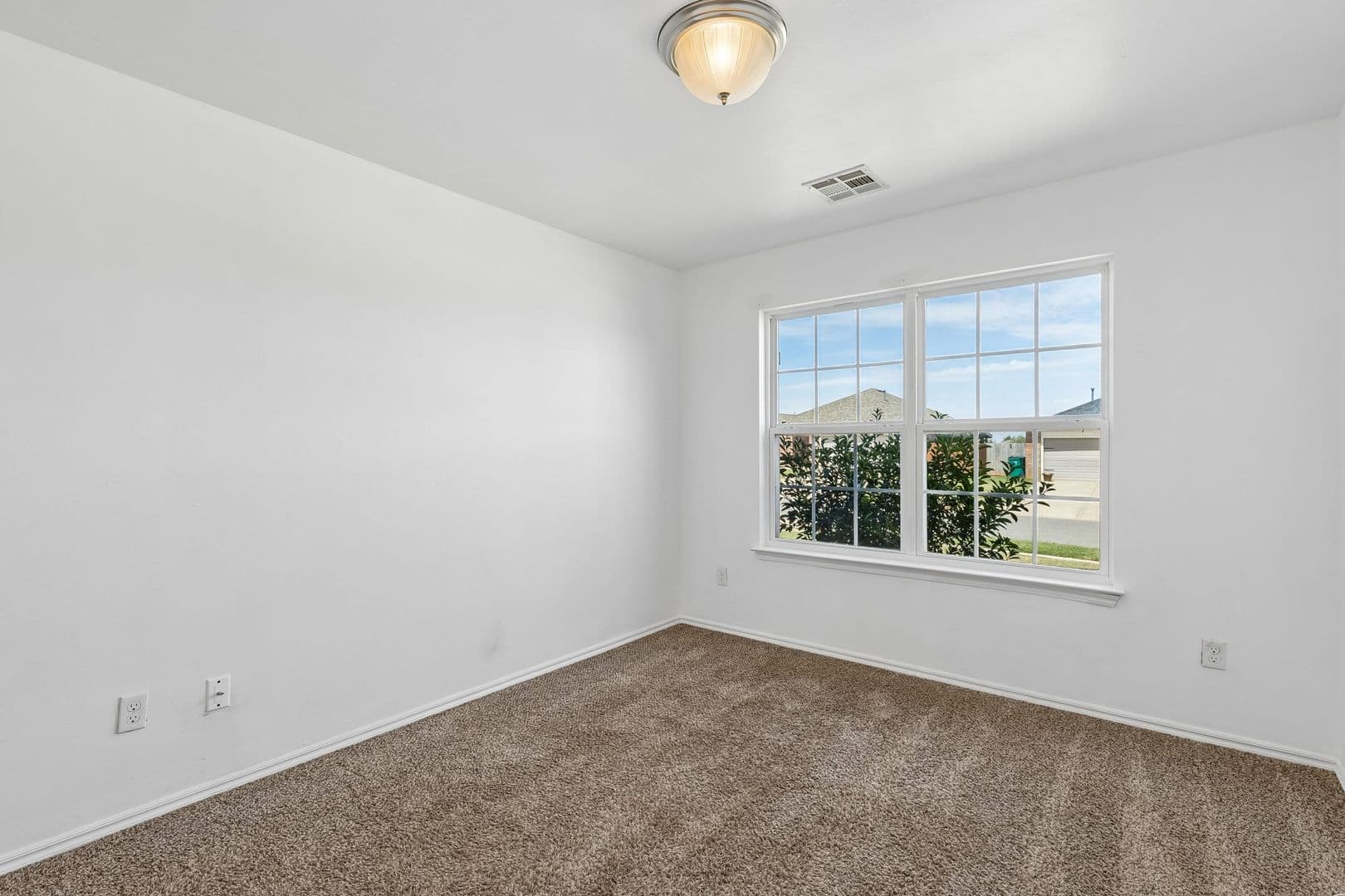 Piedmont House: 11820 NW 130th St