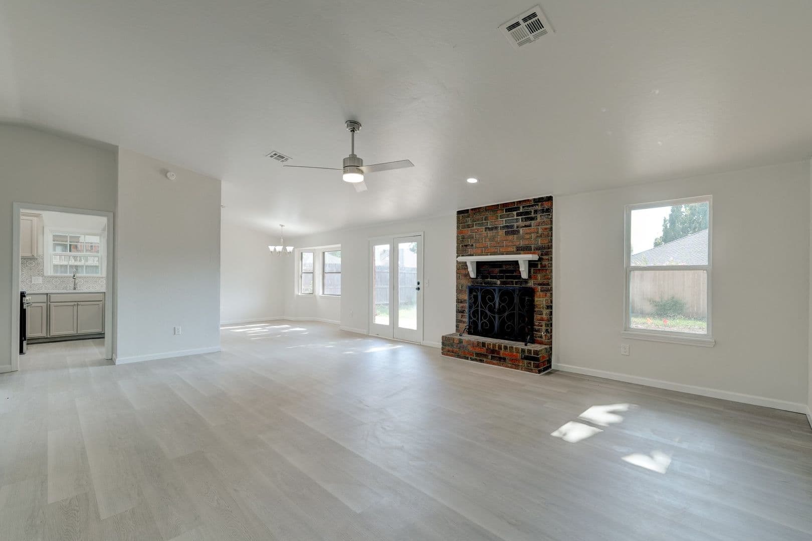 Oklahoma City House: 11601 Matthews Ave
