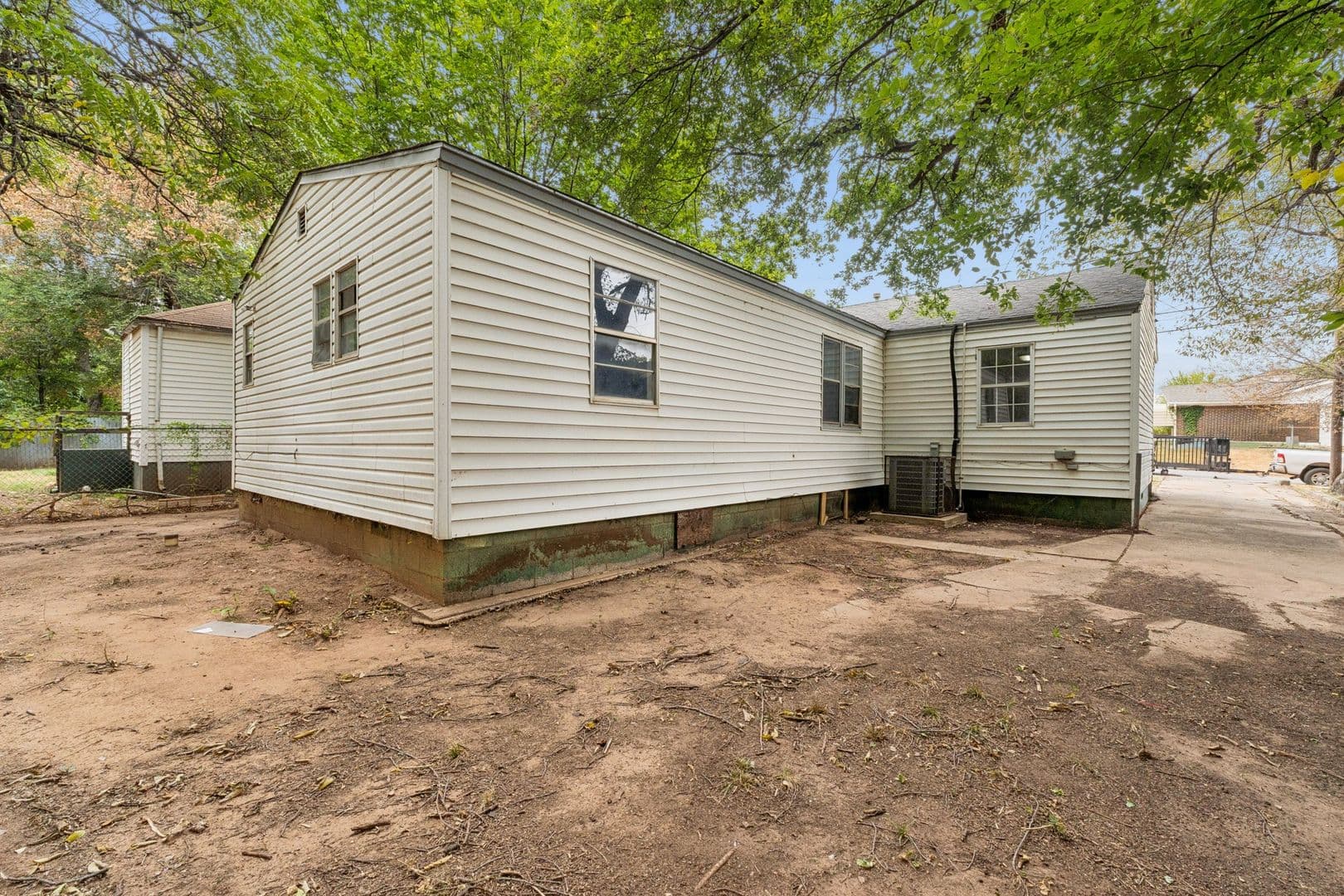 Oklahoma City House: 1421 North Page Avenue