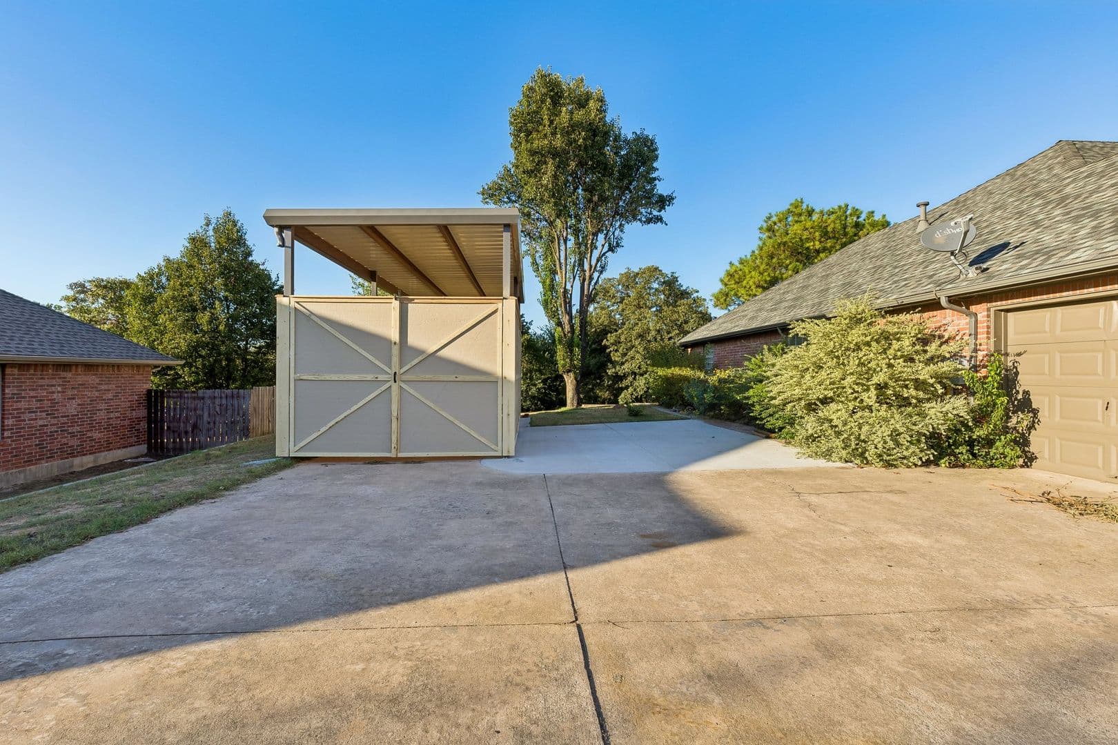 Choctaw House: 15069 Scottsdale Ln