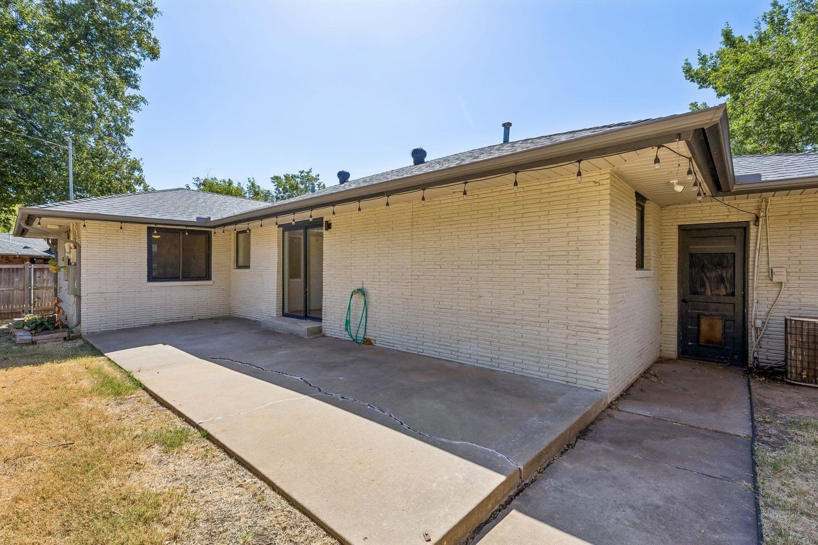 Oklahoma City House: 2305 Barclay Rd