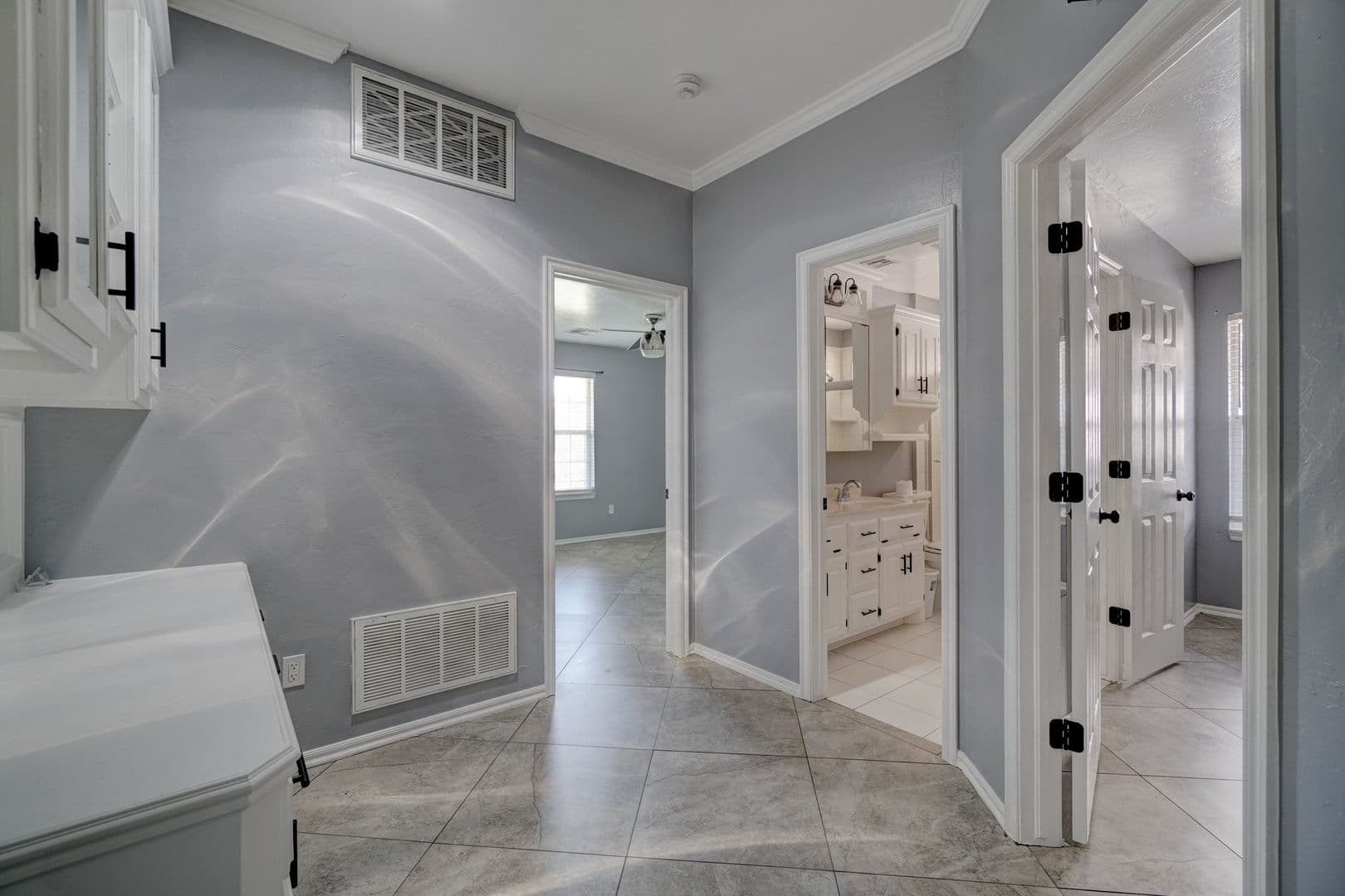 Oklahoma City House: 1209 SW 113th St