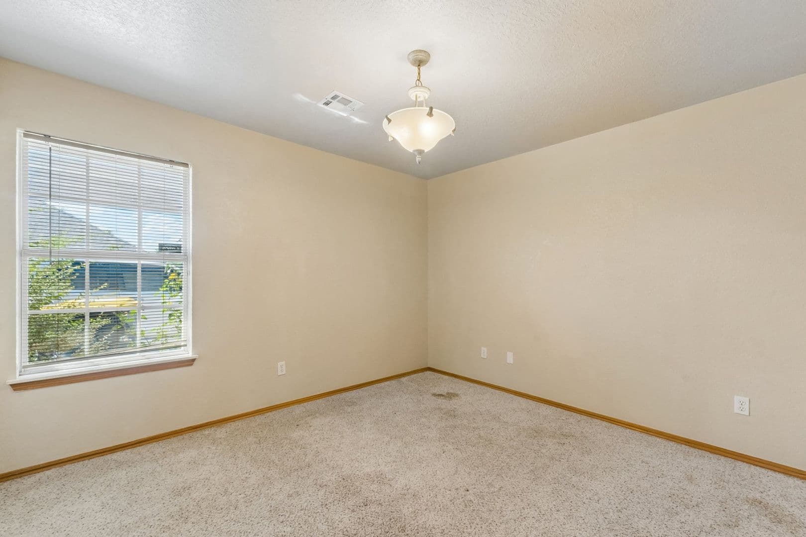 Choctaw House: 15069 Scottsdale Ln