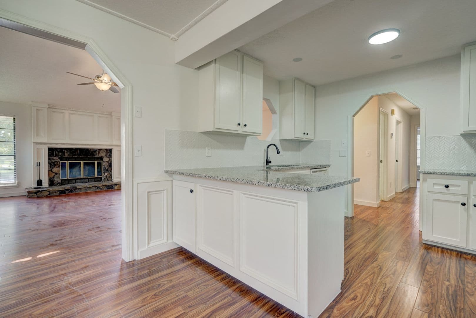 Edmond House: 1617 Raquel Dr