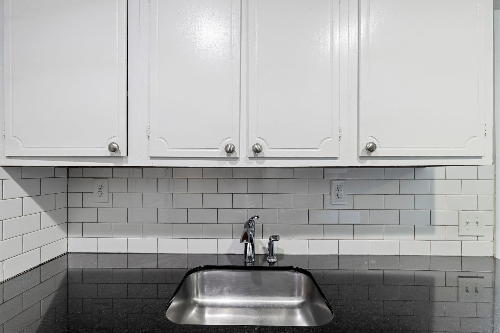Tulsa Apartment: 3853 S. Riverside Drive