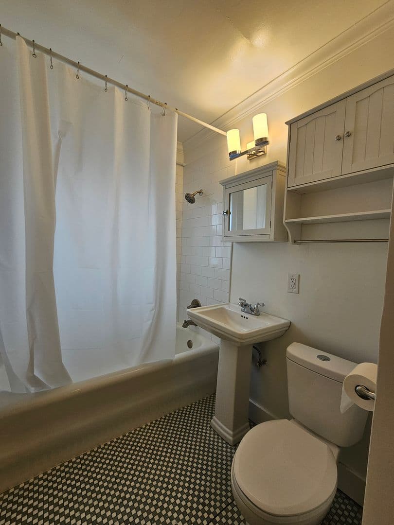 Tulsa Apartment: PO Box 521224