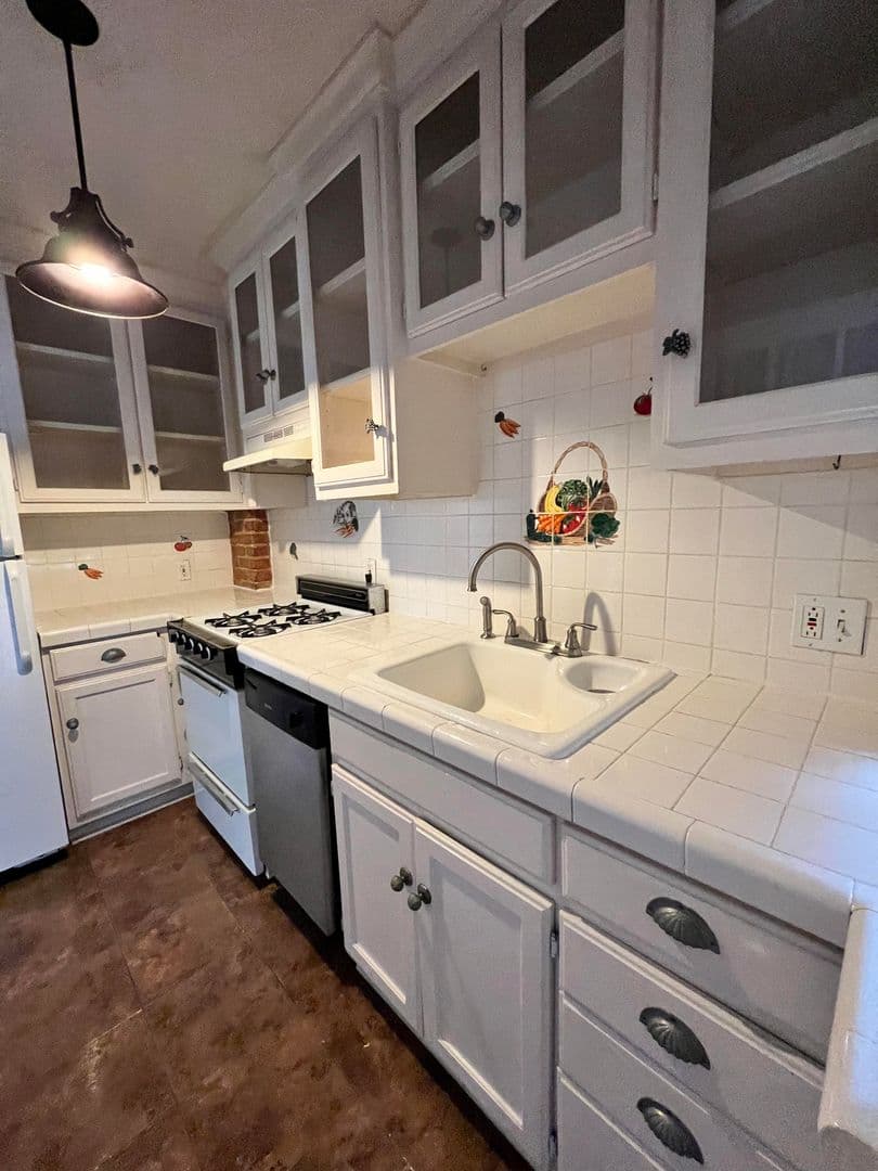 Tulsa Apartment: PO Box 521224