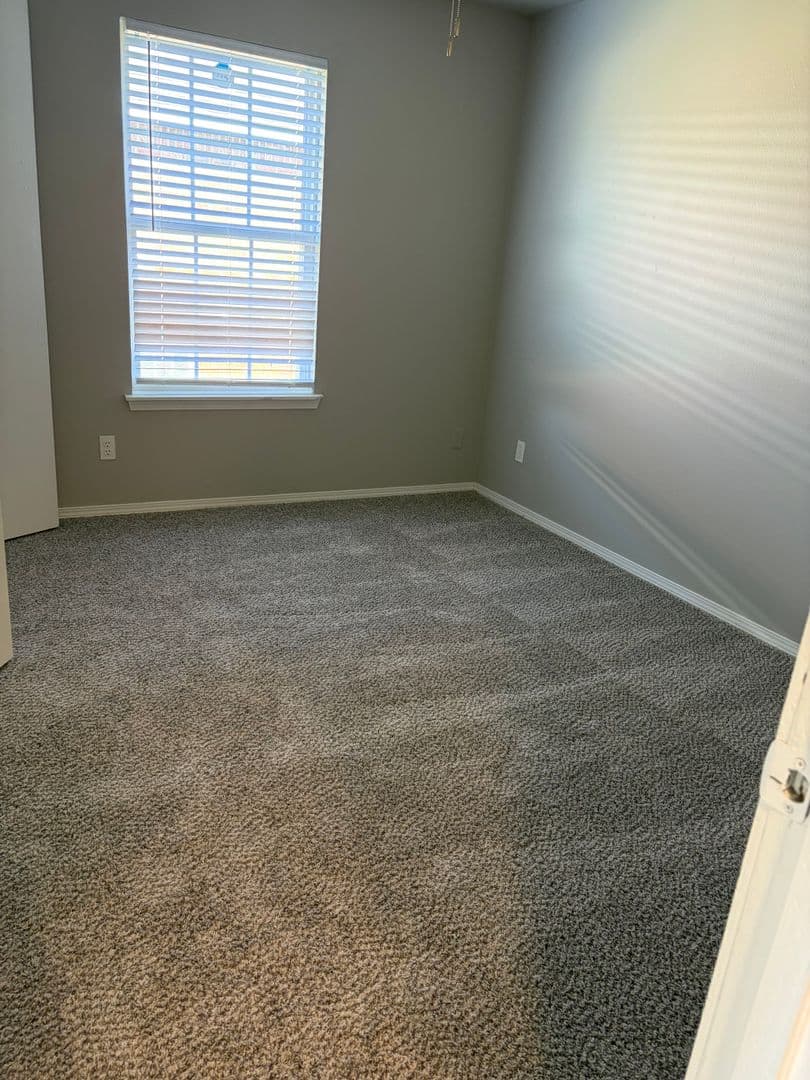 Claremore Apartment: 2805 Trailwood Dr