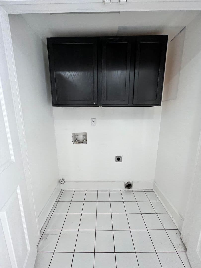 Tulsa Apartment: 1530 e 14th st