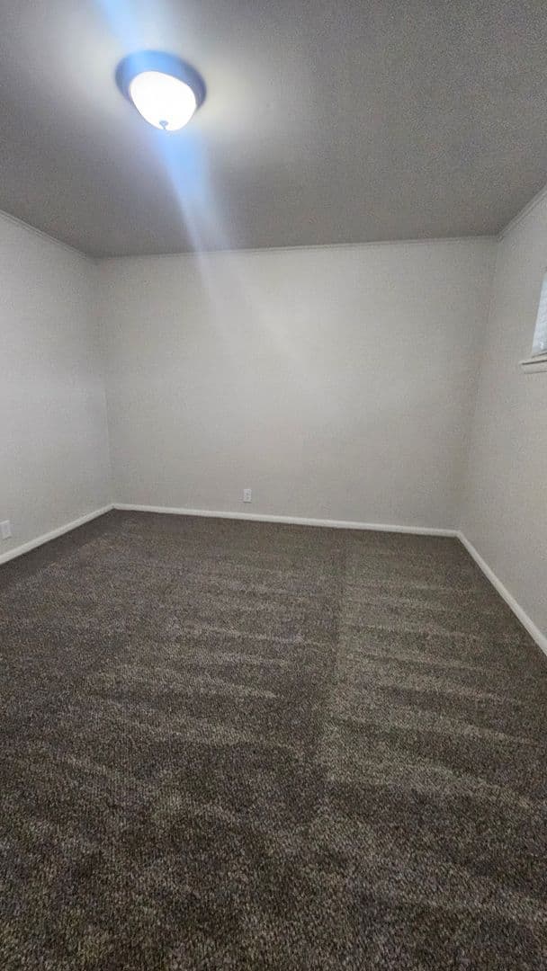 Tulsa Apartment: 1420 s trenton ave