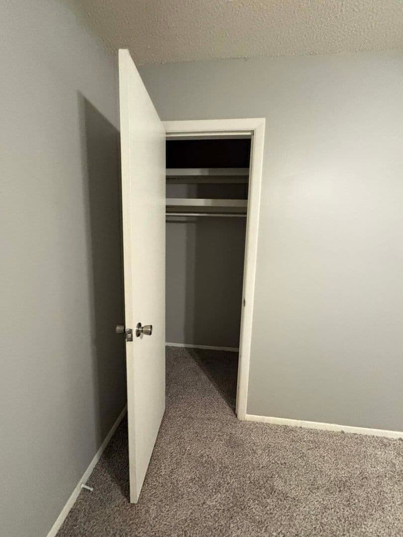 Broken Arrow Apartment: 505 West Broadway Ave