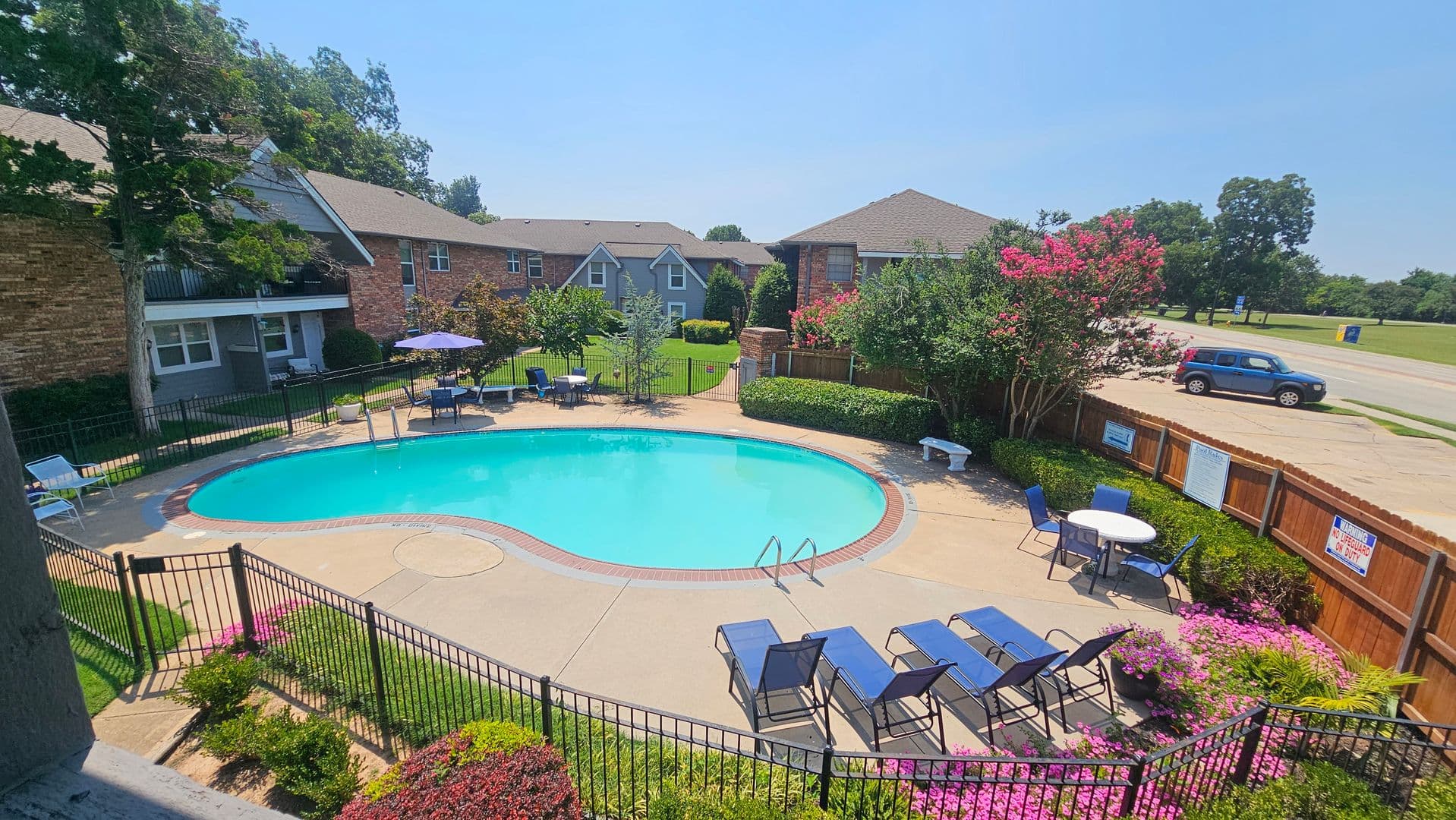 Tulsa Apartment: 3853 S. Riverside Drive