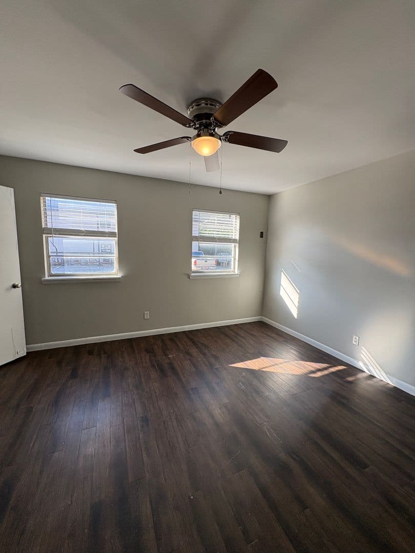 Stillwater Apartment: 1108 North Duck Street