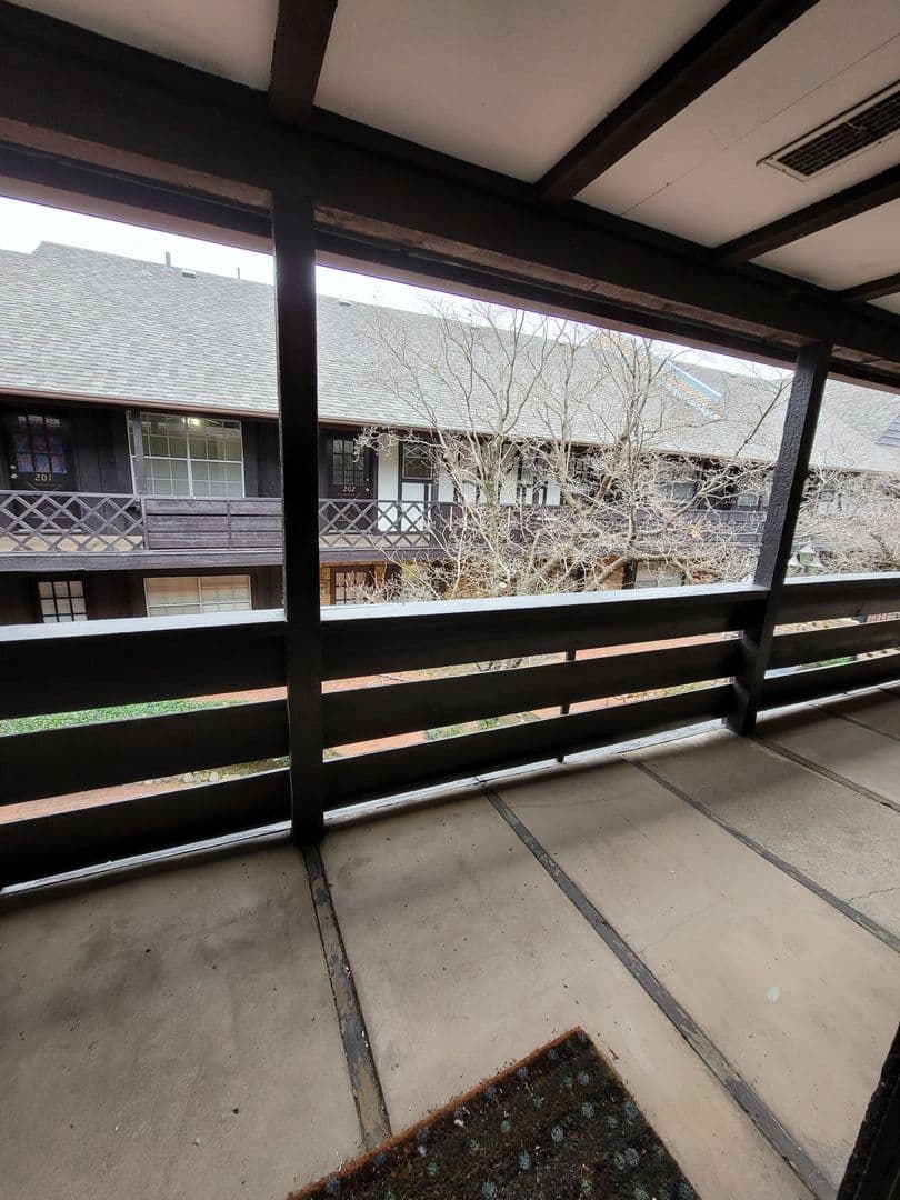 Tulsa Apartment: 1309 East 21st