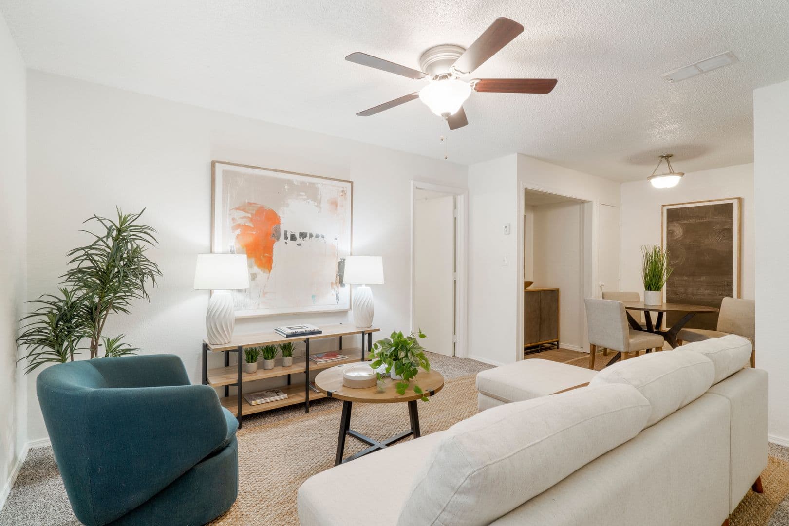 Claremore Apartment: 2090 S Lynn Riggs Blvd