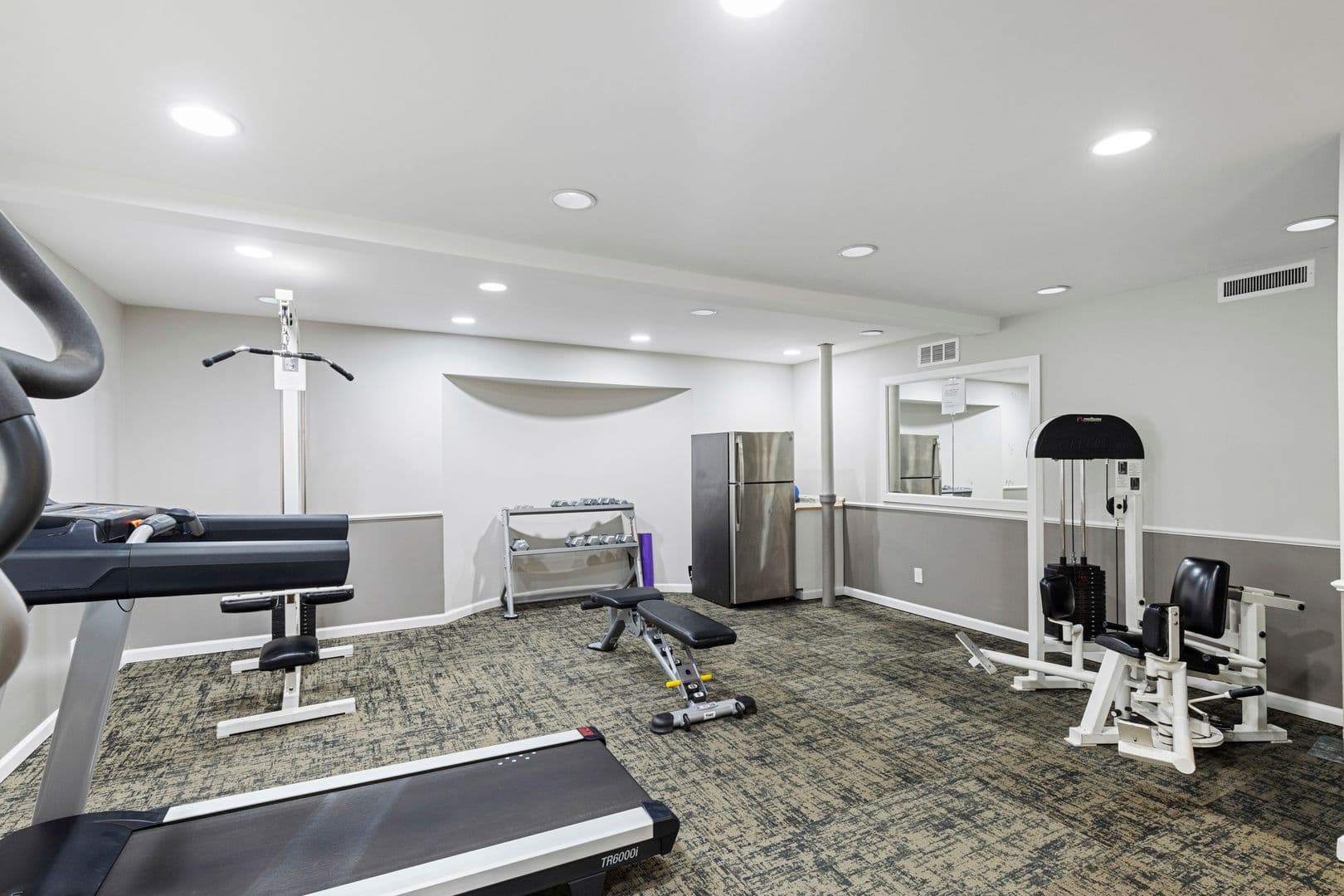 Tulsa Apartment: 3853 S. Riverside Drive